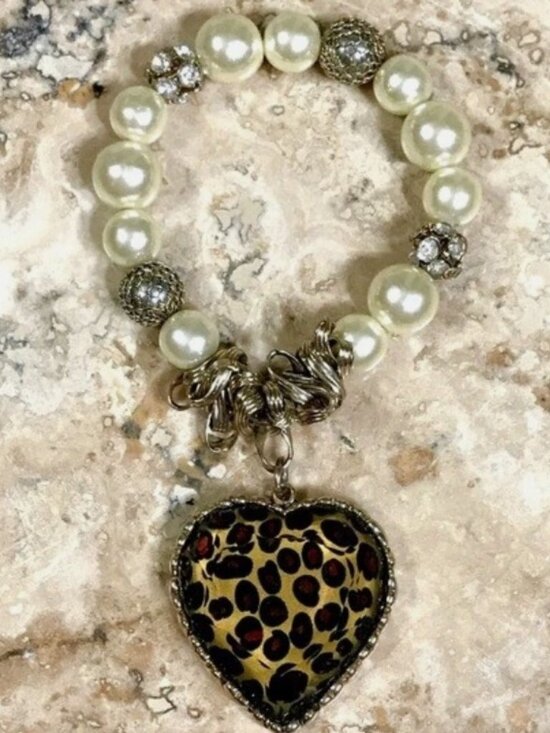Betsey Johnson Jewelry - Betsey Johnson Leopard Heart Bracelet